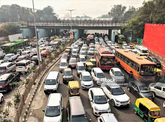 “बेंगलुरु ट्रैफिक: सिद्धारमैया की अपील पर अज़ीम प्रेमजी का बड़ा फैसला